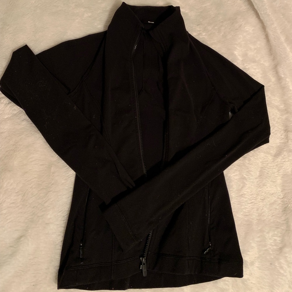 lululemon black zipup